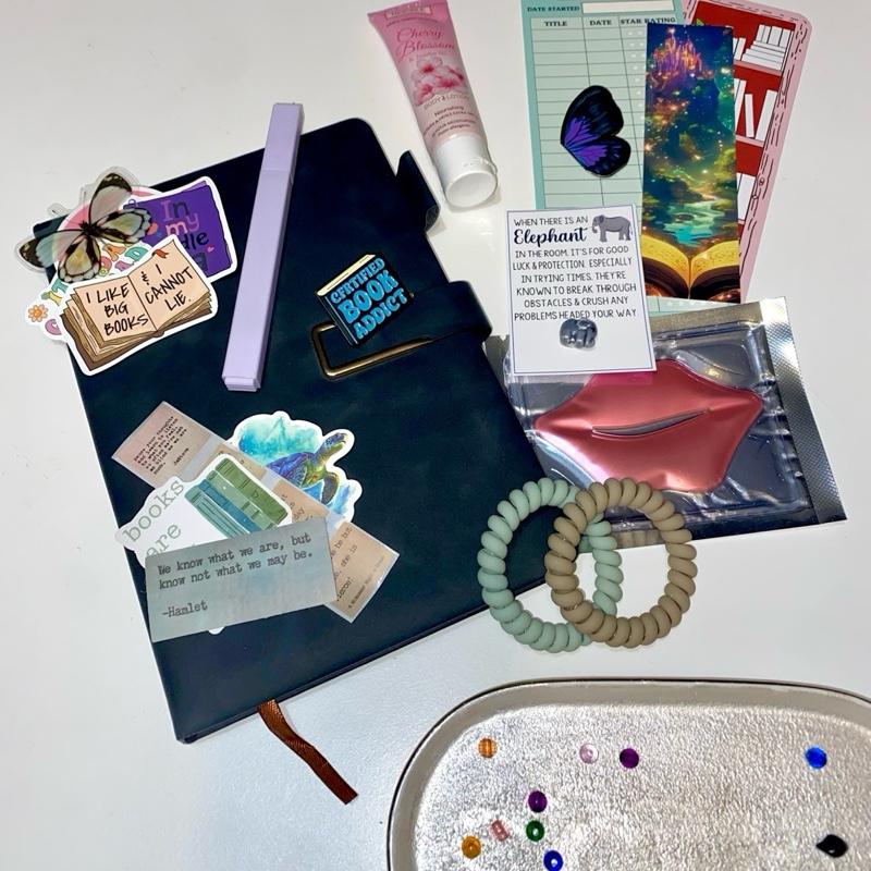 Luck of the Scoop: Mystery Bookish Bundle